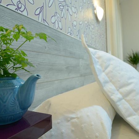 Hostal Nersan Madrid Buitenkant foto