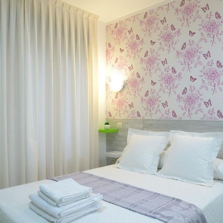 Hostal Nersan Madrid Buitenkant foto