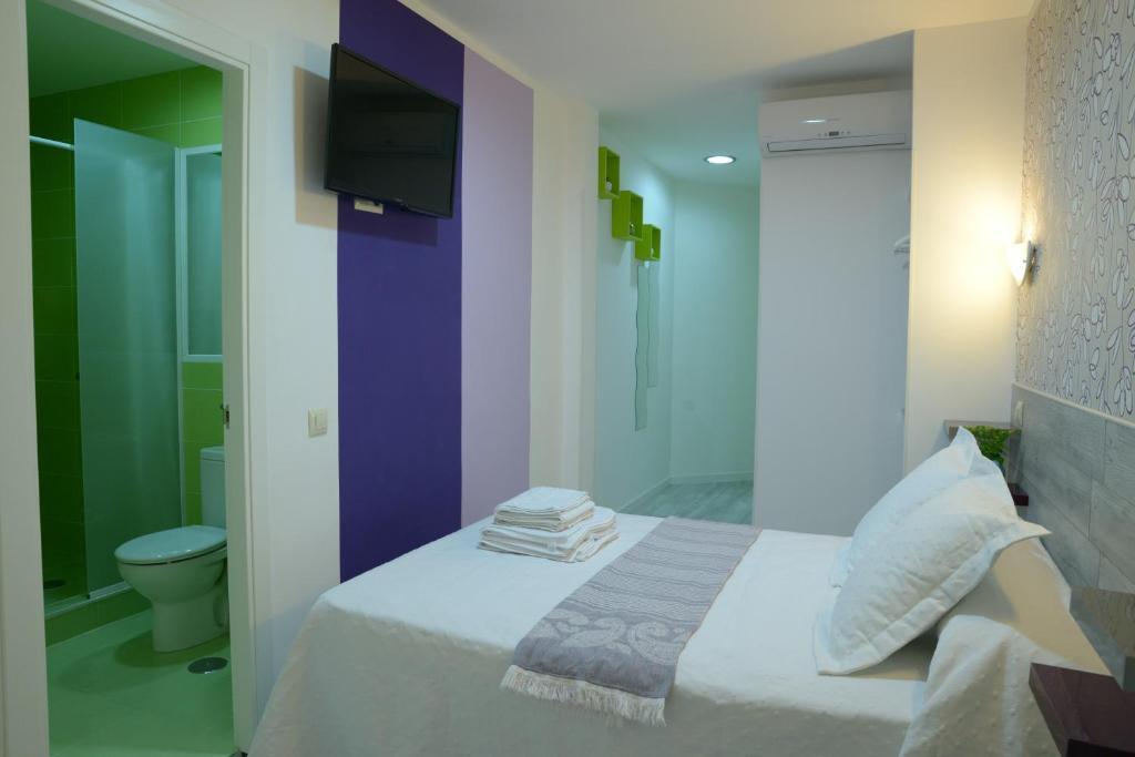 Hostal Nersan Madrid Buitenkant foto