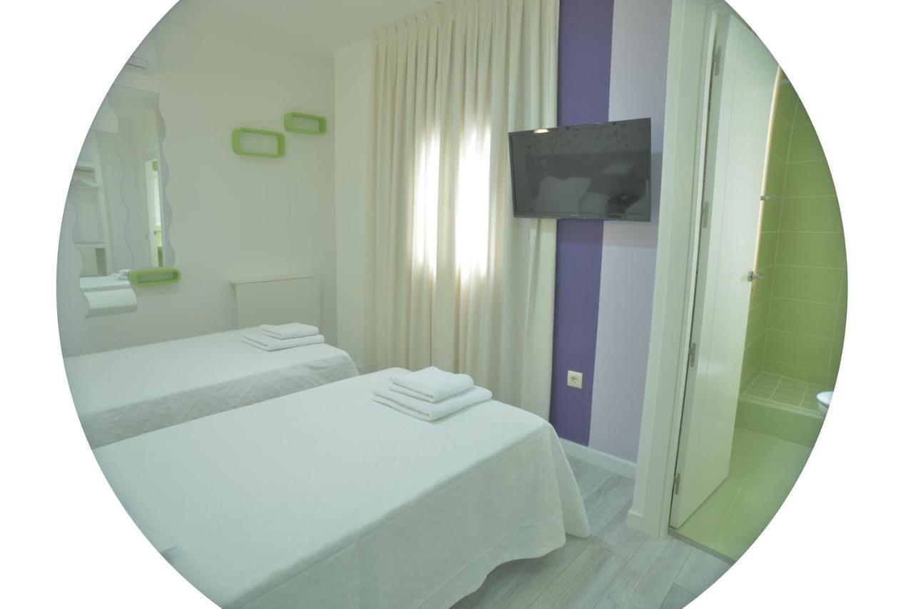 Hostal Nersan Madrid Buitenkant foto